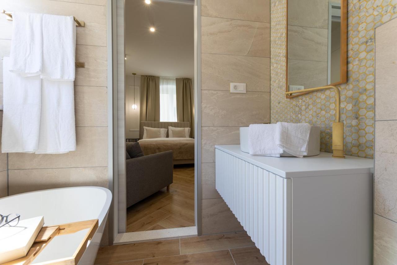Palace Luxury Rooms Сплит Экстерьер фото